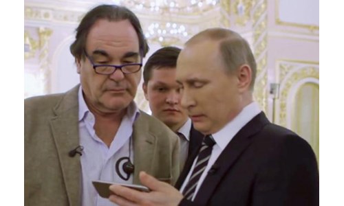 OLIVER STONE'UN PUTİN SEVGİSİ SÜRÜYOR